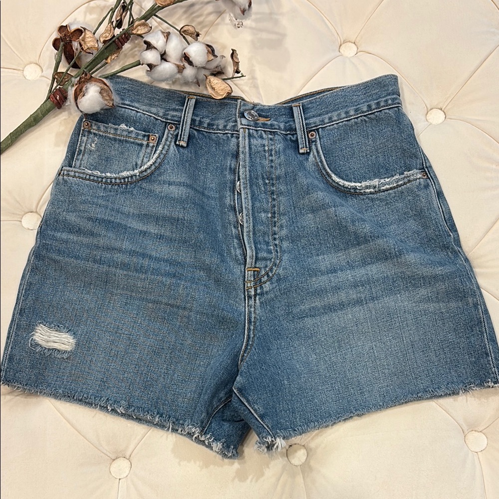 GRLFRND Jules Shorts in Atwater